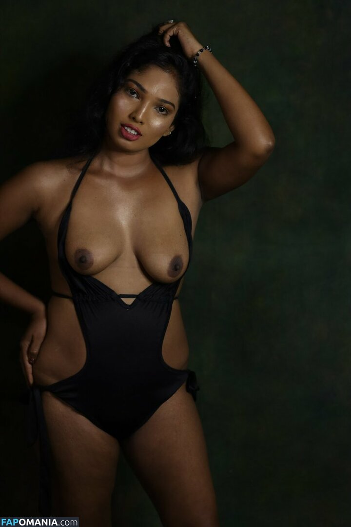 Chandrika Desai / Chandrika Passionica ヌード OnlyFans  流出写真 #1093