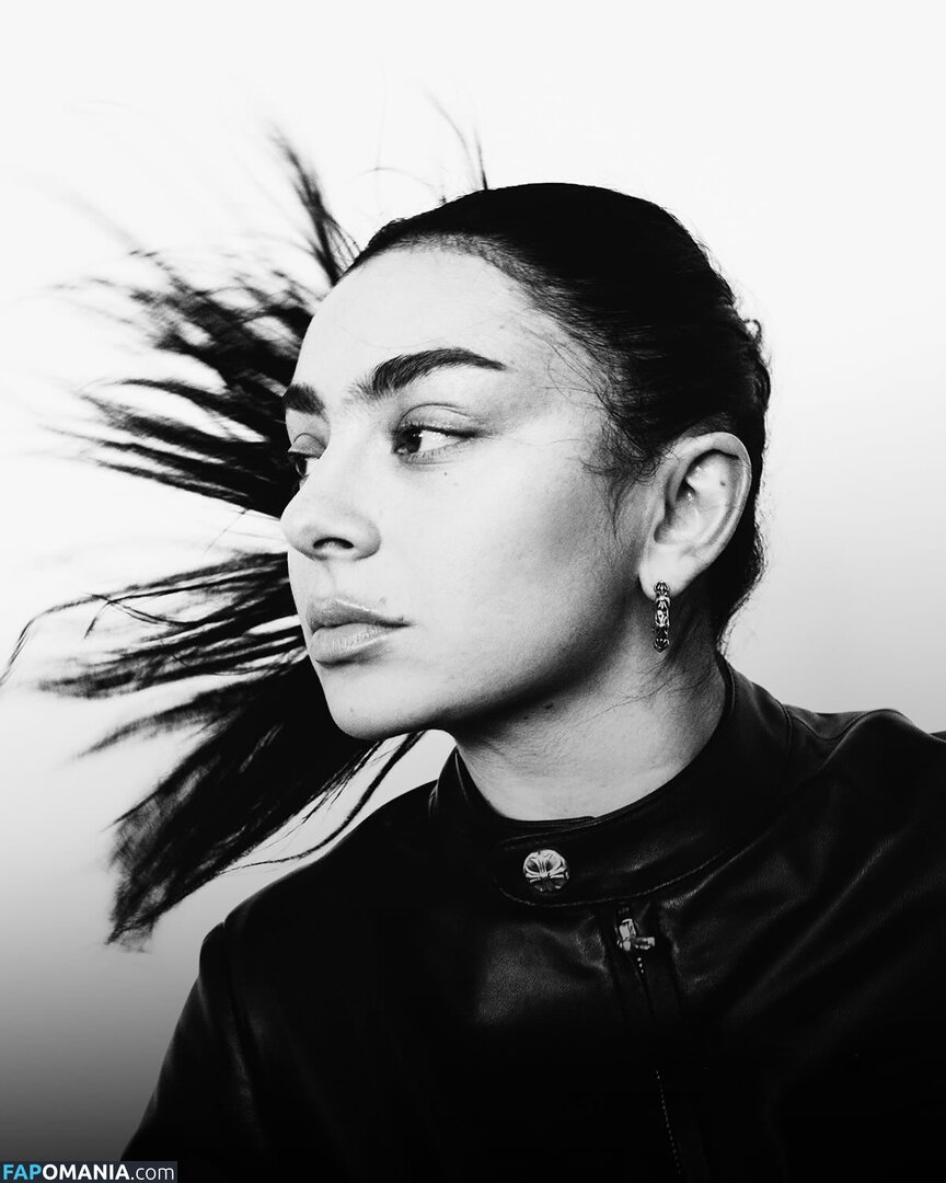 Charli XCX / charli_xcx / charlignarly / charlixcx / https: ヌード OnlyFans  流出写真 #1287