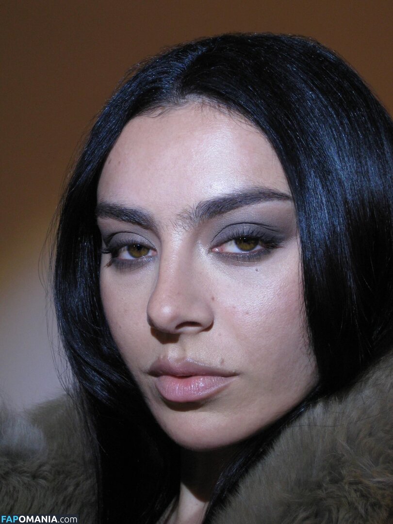Charli XCX / charli_xcx / charlignarly / charlixcx / https: ヌード OnlyFans  流出写真 #1292