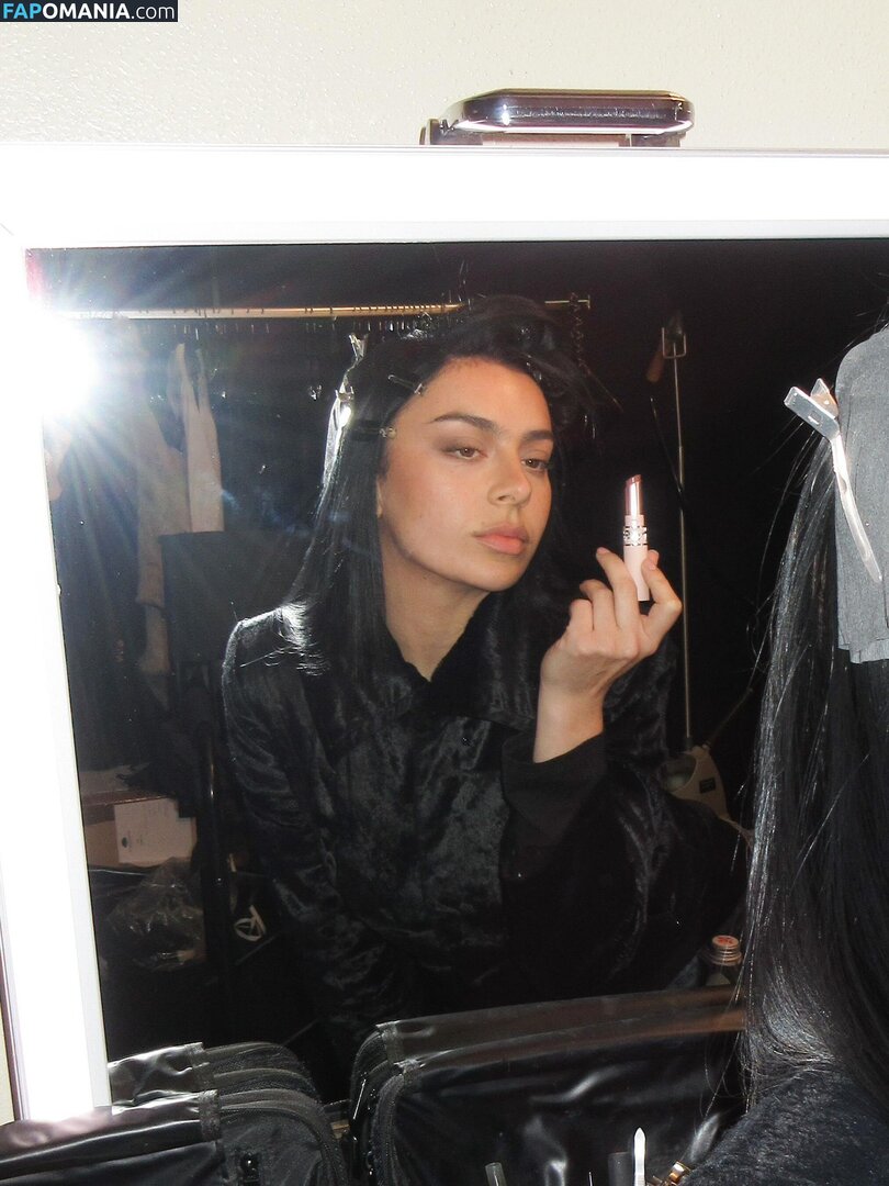 Charli XCX / charli_xcx / charlignarly / charlixcx / https: ヌード OnlyFans  流出写真 #1293
