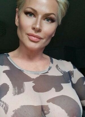 Cheri_vi