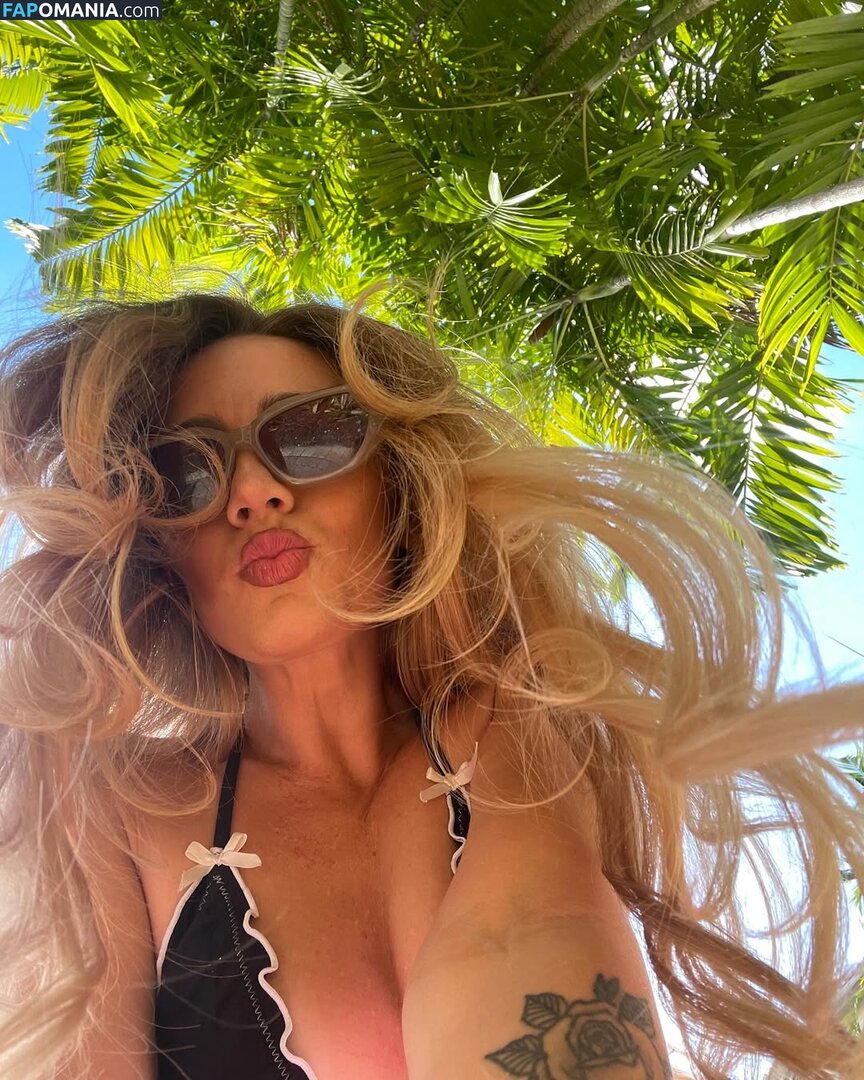 Christina Eileen / christinaeileen ヌード OnlyFans  流出写真 #1