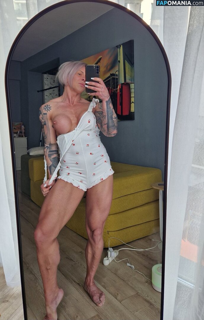 chelseypleasant / crazyxbody / https: / musclegirlxxx ヌード OnlyFans  流出写真 #216
