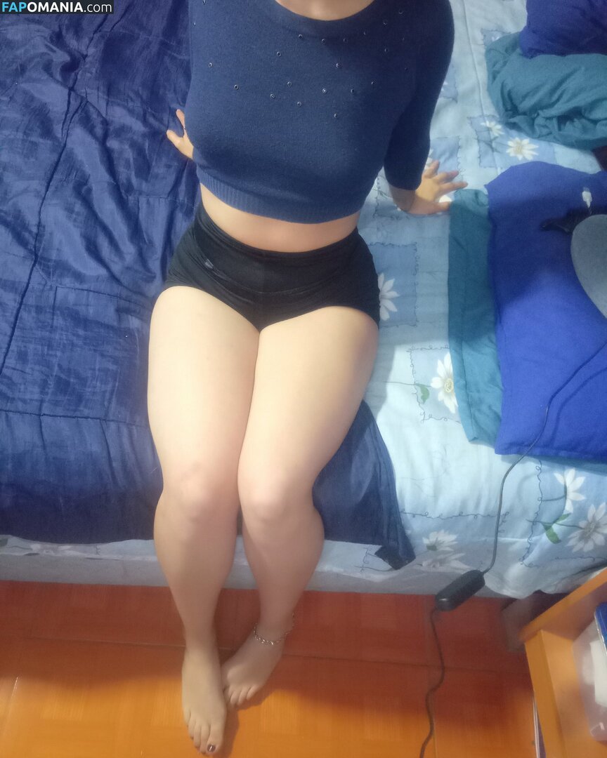 Cristina Scarlett / _Scar_Moon_ / _s_c_a_r_l_e_t_t._ / freescarlettdalton ヌード OnlyFans  流出写真 #2