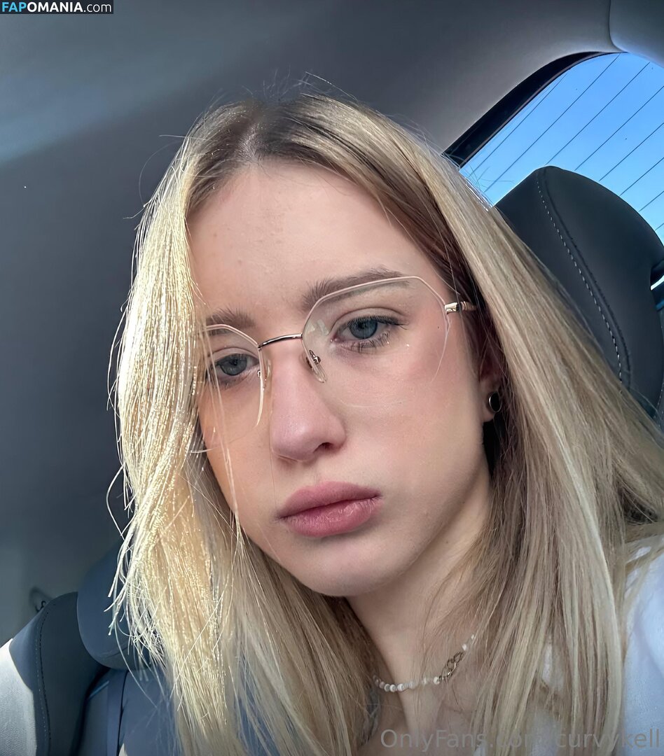 curvykell / curvykellyb ヌード OnlyFans  流出写真 #1