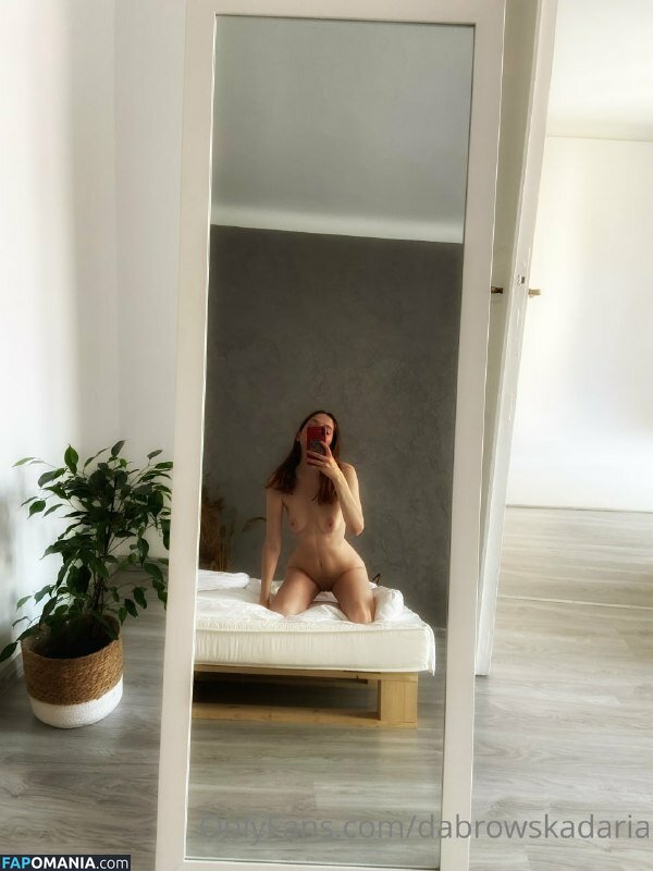 Dabrowska Daria / Dabrowskadaria / dabrowskadaria_ ヌード OnlyFans  流出写真 #2