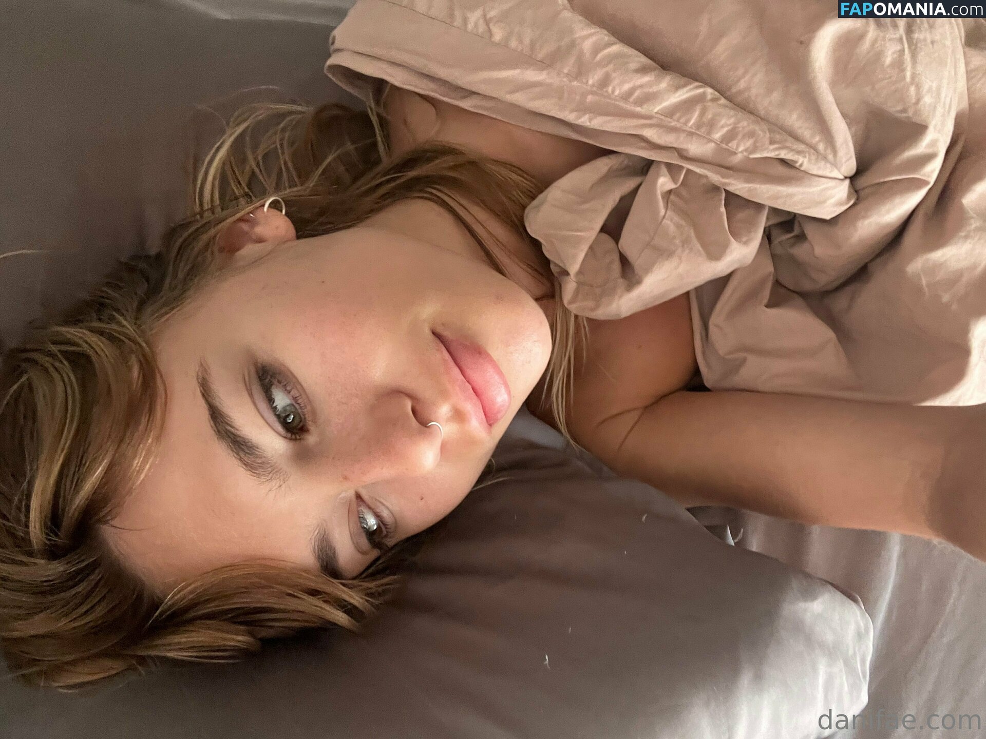 Dani Fae / DaniFae / GlitteringBat6 / TheDanii / daniandsebastian / itsdanifae ヌード OnlyFans  流出写真 #42