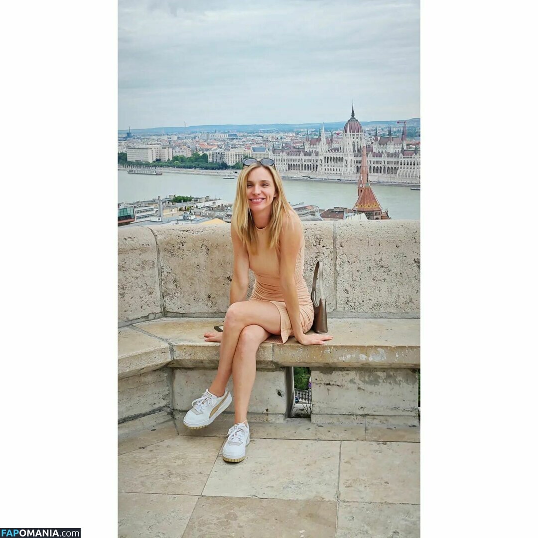 Dobos Evelin / evelindobos ヌード OnlyFans  流出写真 #9