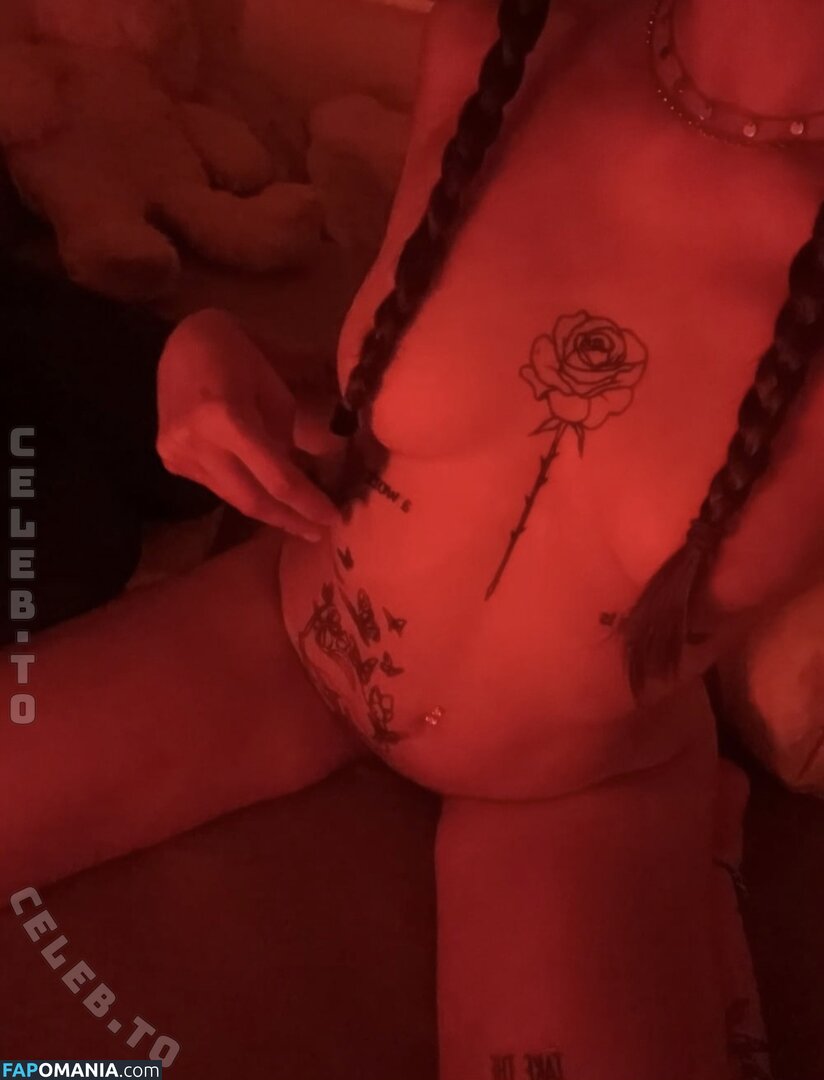 dolly.mia / https: / lilkitty_eila / littledollx02 ヌード OnlyFans  流出写真 #2
