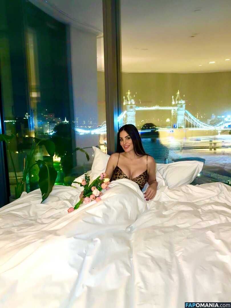 Dominique Hourani / DominiqueHorani / dominiquehourani / https: ヌード OnlyFans  流出写真 #5