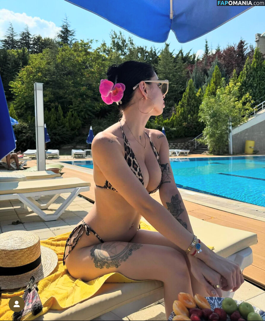 Edibe Bereket / Madamelyax ヌード OnlyFans  流出写真 #6
