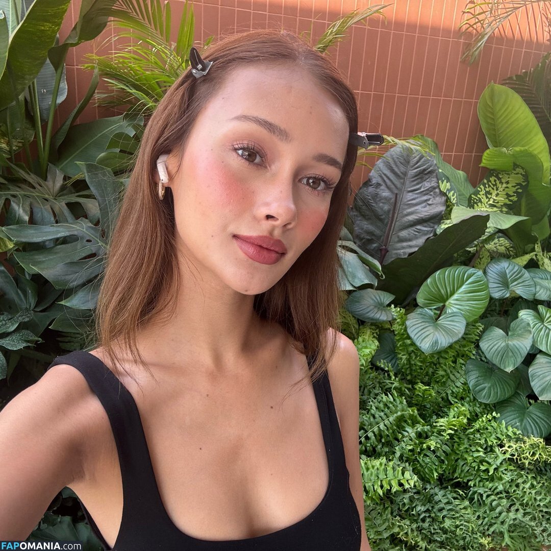 Eleanor Thompson / EleanorThomps / elxiethompson / https: ヌード OnlyFans  流出写真 #1