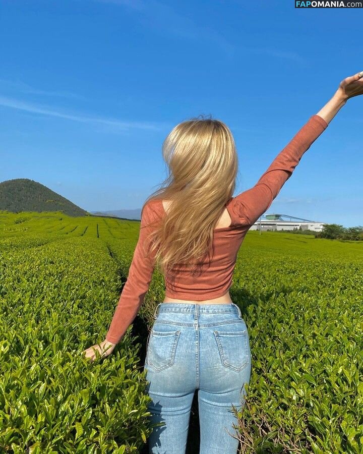 Elina Karimova / elina_4_22 ヌード OnlyFans  流出写真 #2
