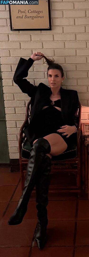 Elisabetta Canalis / JustElisabetta / littlecrumb_ ヌード OnlyFans  流出写真 #637