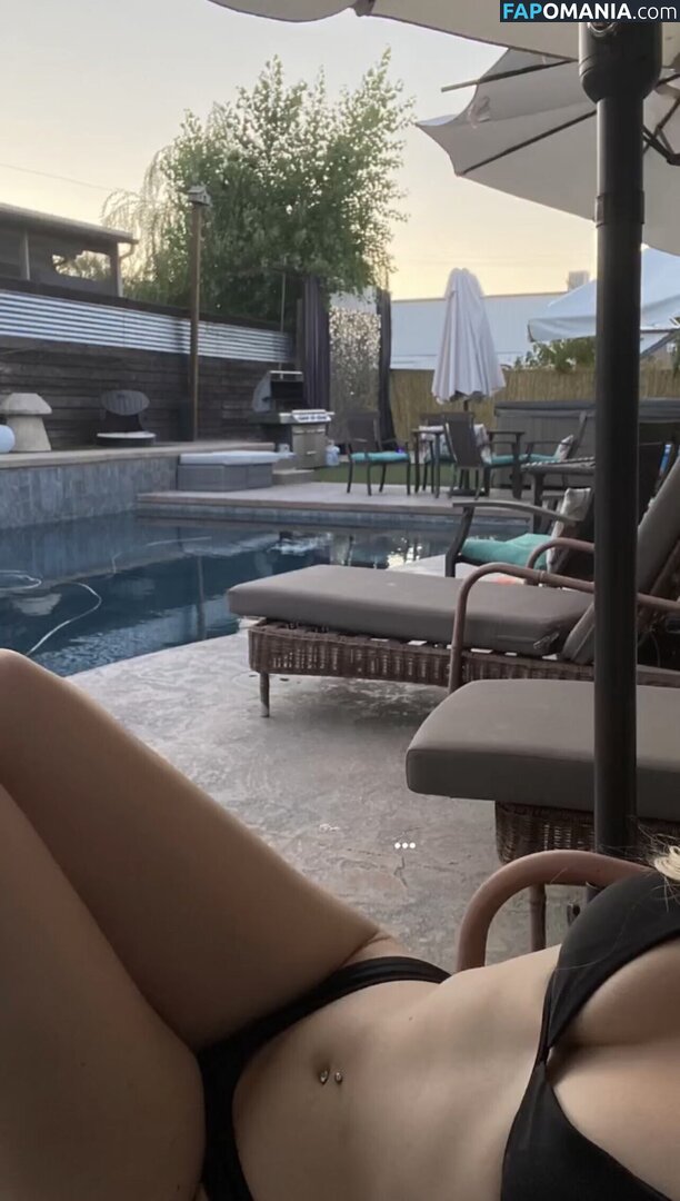 Elissa Beck / elissaaa.beck / elissabeck / pr1ncessviolet ヌード OnlyFans  流出写真 #4