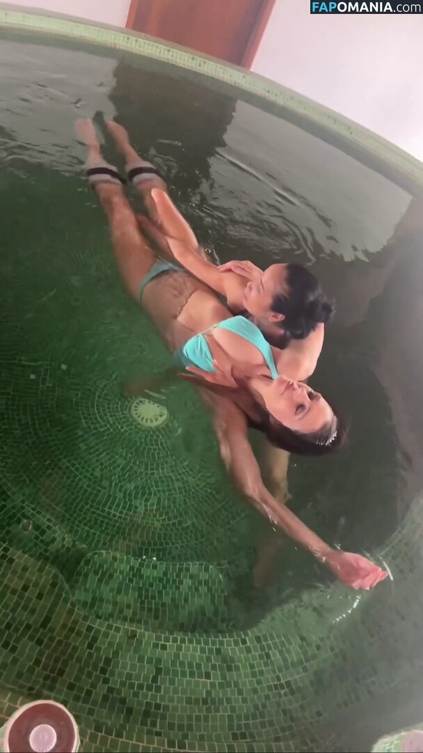 Elizabeth Hurley / elizabethhurley / elizabethhurley1 ヌード OnlyFans  流出写真 #251