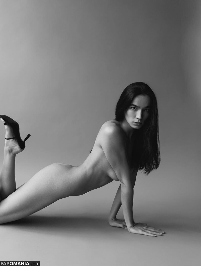 Elvina Garaeva / elyagara ヌード OnlyFans  流出写真 #5