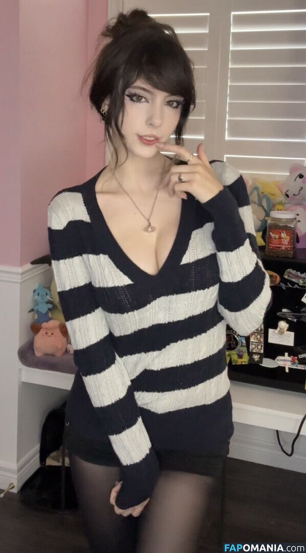 __emiki / em098 / emik28 / emiki / emiki28 / ilovekitties.28 ヌード OnlyFans  流出写真 #2