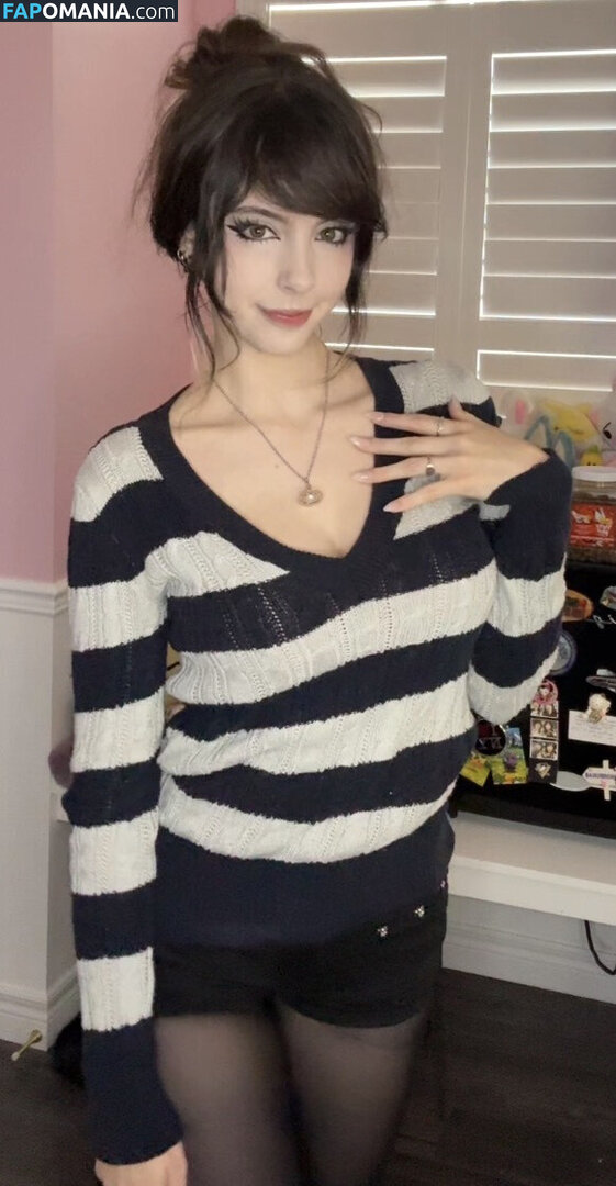 __emiki / em098 / emik28 / emiki / emiki28 / ilovekitties.28 ヌード OnlyFans  流出写真 #8