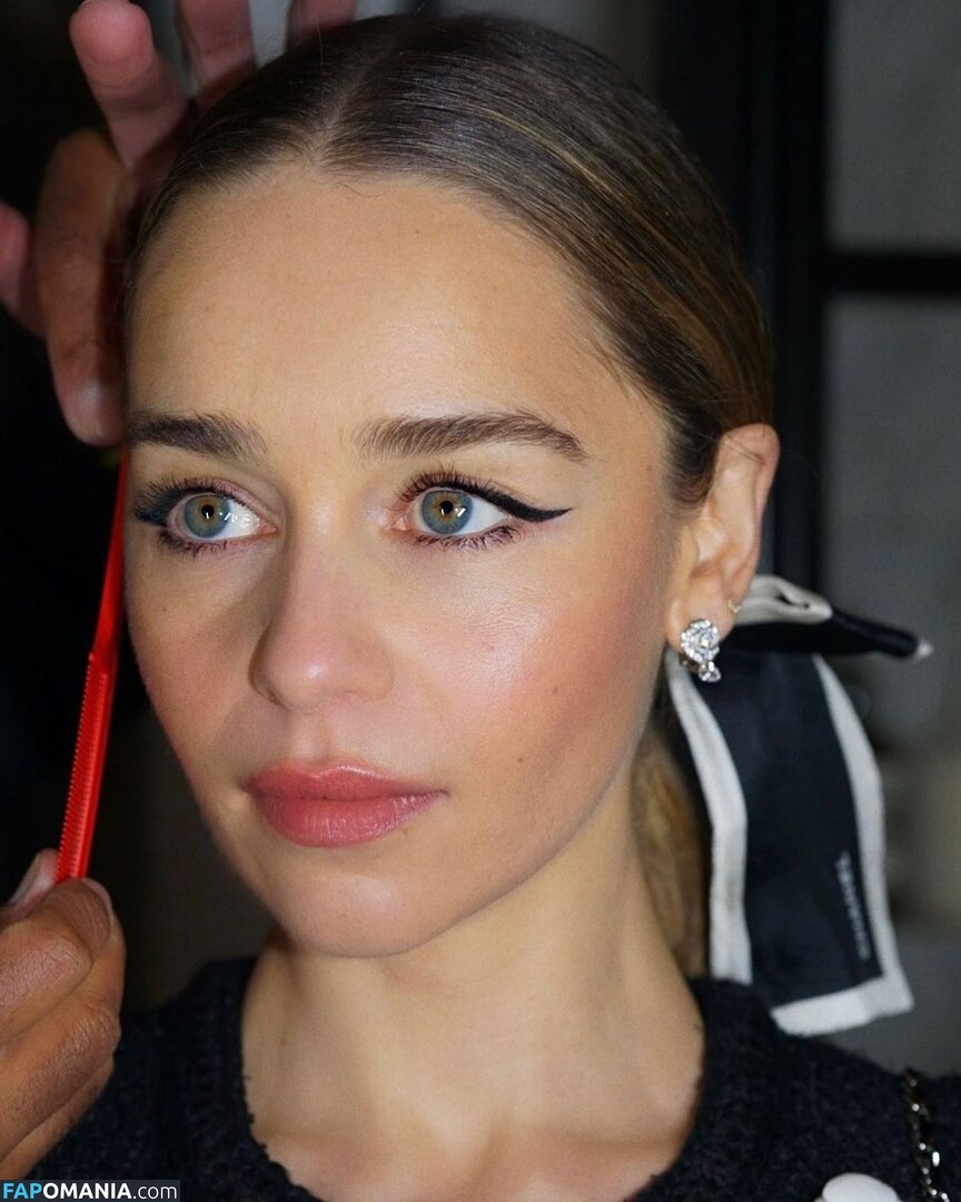 Emilia Clarke / clarkeyxo / emilia_clarke / emiliaclarke / emiliaclarkecentral / https: ヌード OnlyFans  流出写真 #933