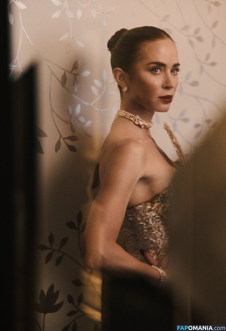 Emily Blunt / _emily_blunt_ / twogirlsoneblunt ヌード OnlyFans  流出写真 #462