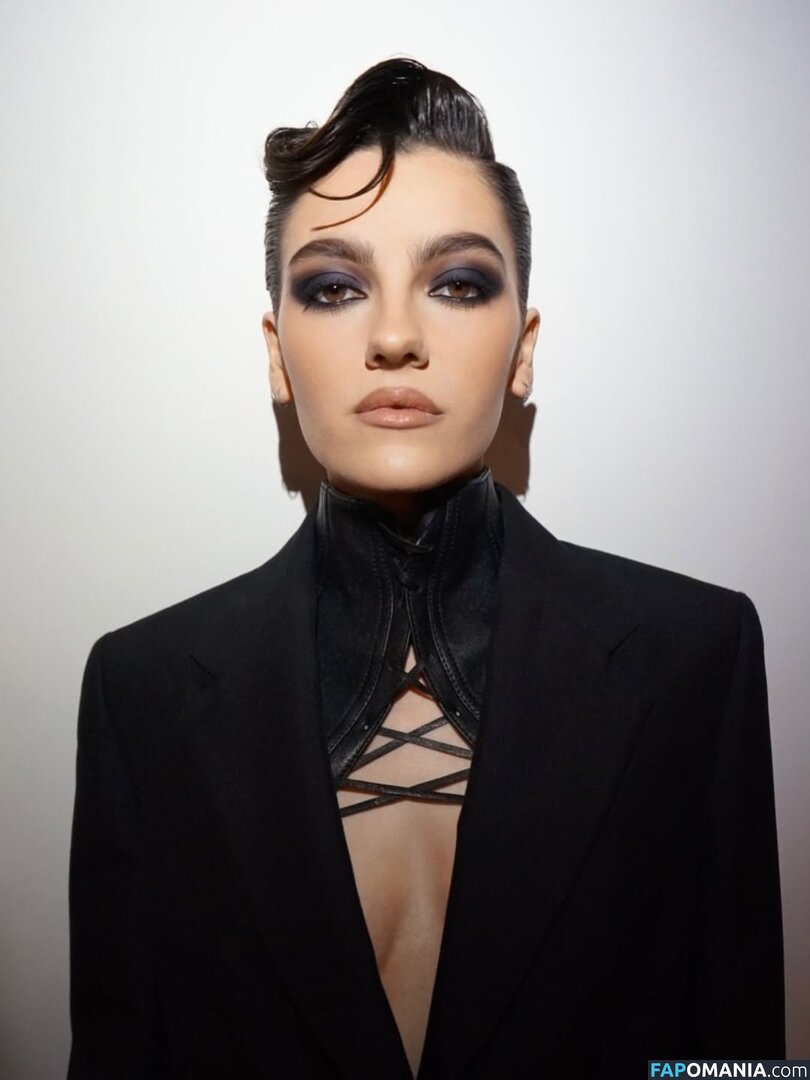Emily Carey / emily_carey / theemilycarey ヌード OnlyFans  流出写真 #9