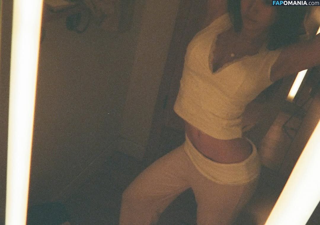 Emily Hung / dcyyy___ ヌード OnlyFans  流出写真 #8