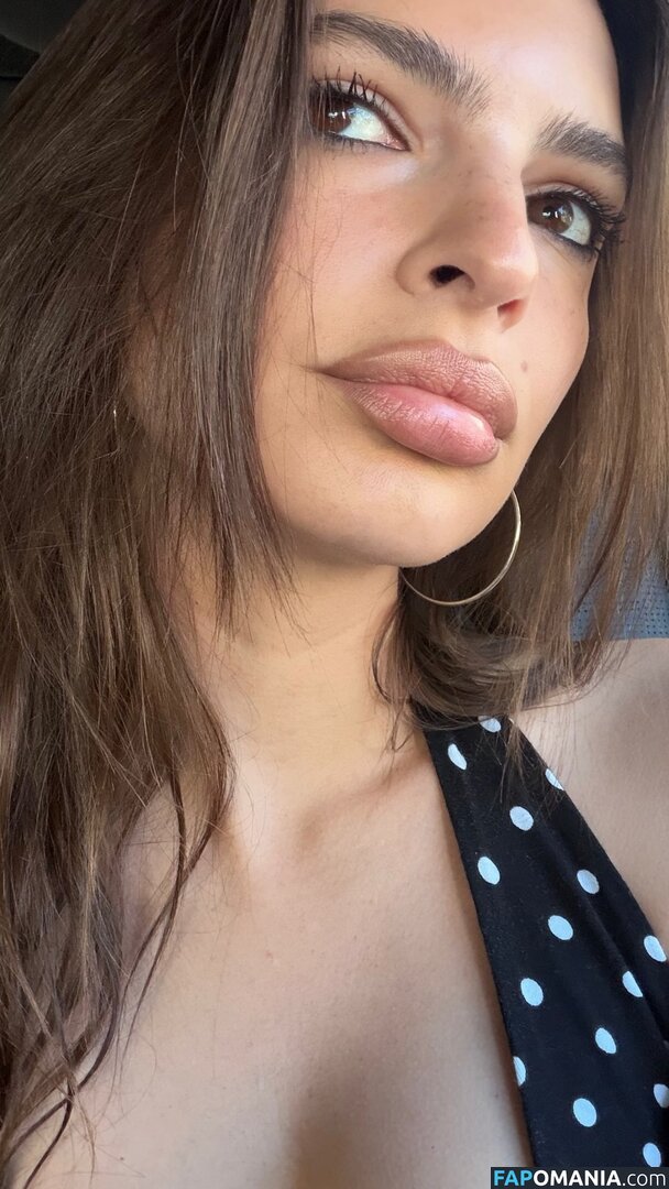 Emily Ratajkowski / Officialemilyratajkowski / emrata / https: ヌード OnlyFans  流出写真 #14