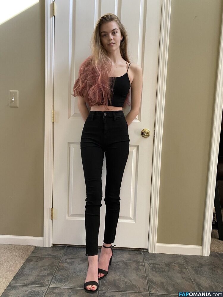 Bradpittsgf / Emma Beardsley / emmabbeardsley ヌード OnlyFans  流出写真 #16