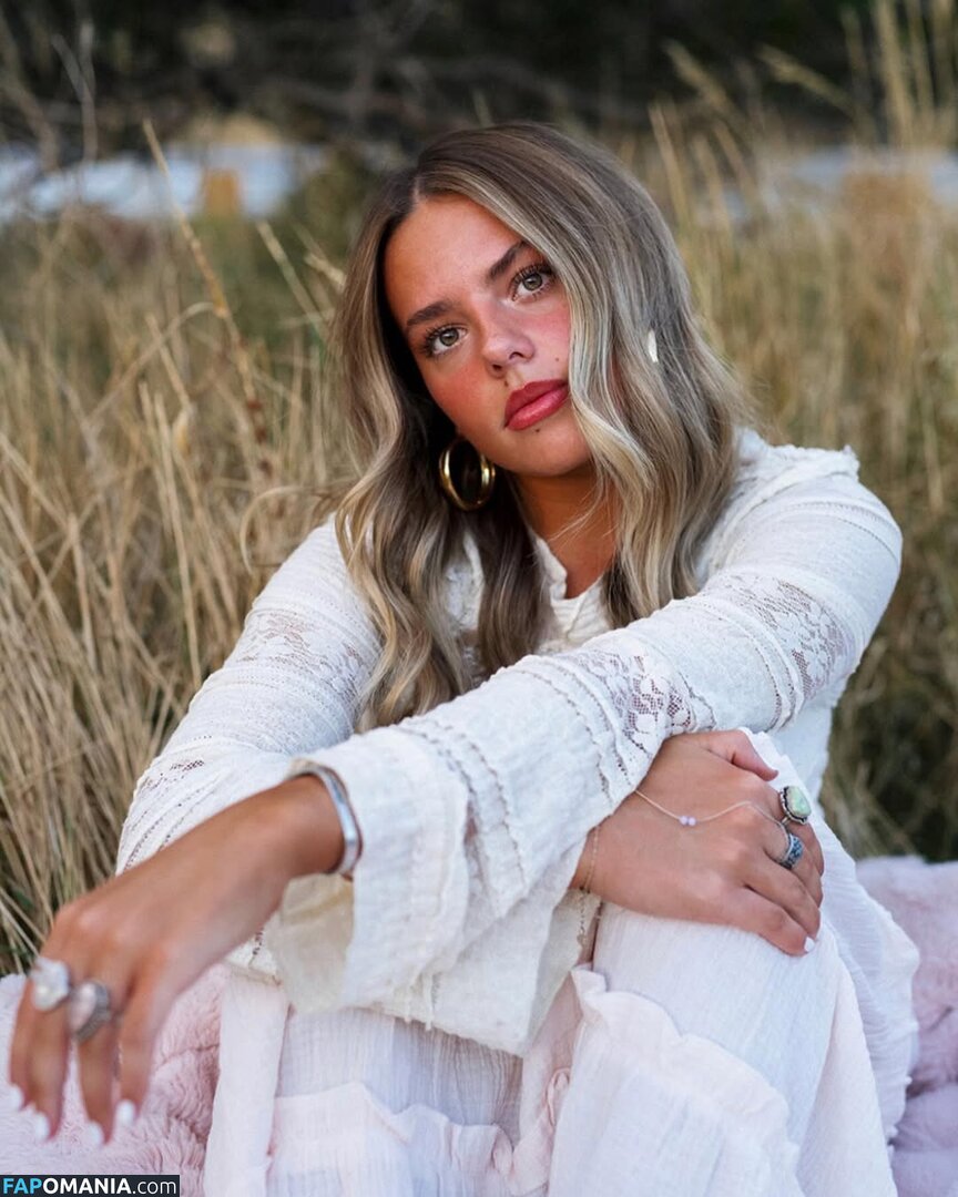 Emmi Butler / emmilaurie ヌード OnlyFans  流出写真 #1