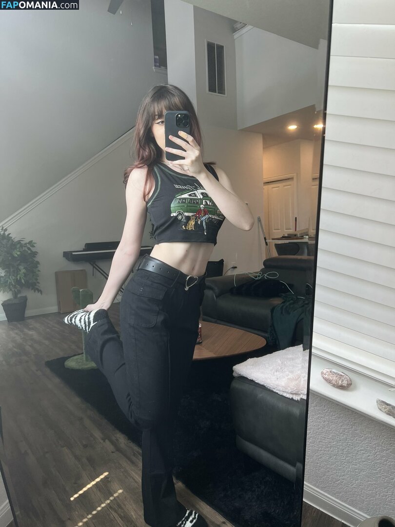 Emmia / eMillieNSFW / emmaskies ヌード OnlyFans  流出写真 #125