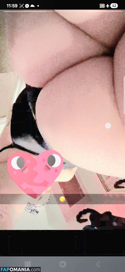 Emily Carr / Emuliyah Ayles / emarie4002 ヌード OnlyFans  流出写真 #1