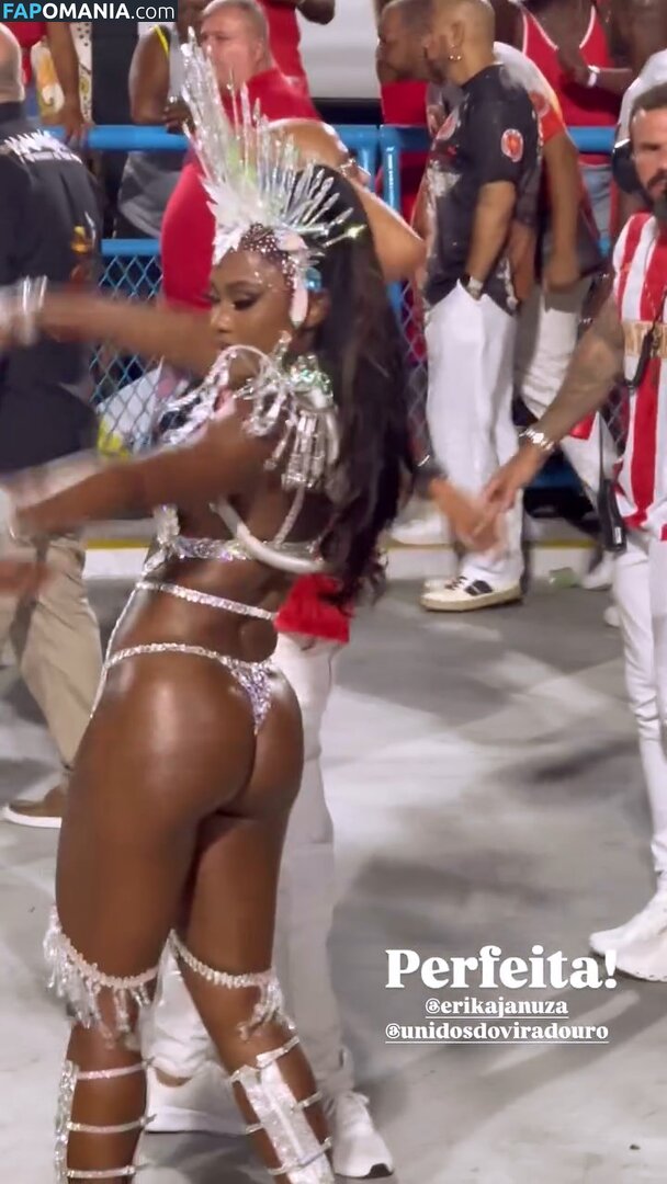 Erika Januza / erikajanuza ヌード OnlyFans  流出写真 #1