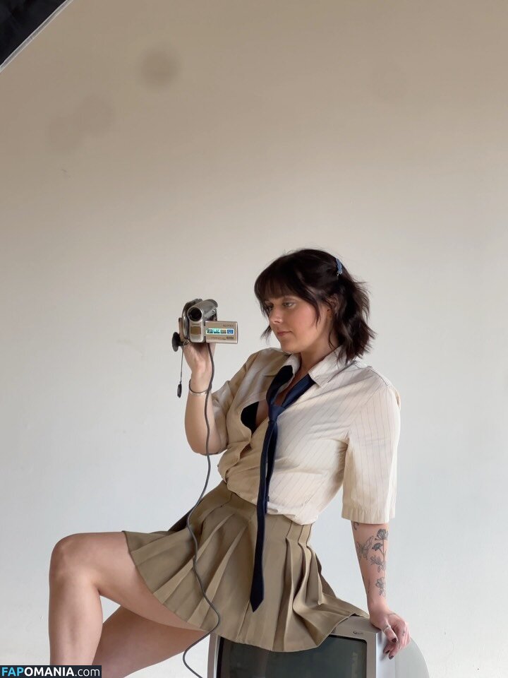 Erin Dougal / Smosh / erindougal ヌード OnlyFans  流出写真 #3