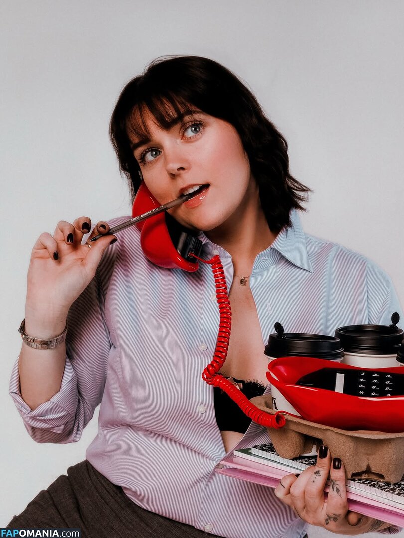 Erin Dougal / Smosh / erindougal ヌード OnlyFans  流出写真 #13