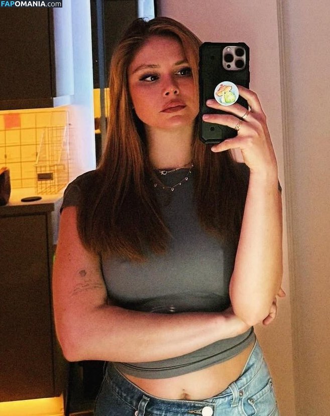 Erin Moriarty / erinelairmoriarty ヌード OnlyFans  流出写真 #455