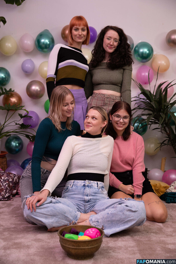 Ersties / abiadultpics / erstiesofficial ヌード OnlyFans  流出写真 #439