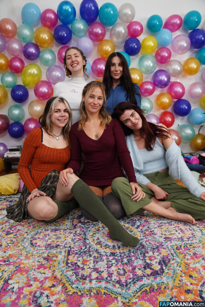 Ersties / abiadultpics / erstiesofficial ヌード OnlyFans  流出写真 #442