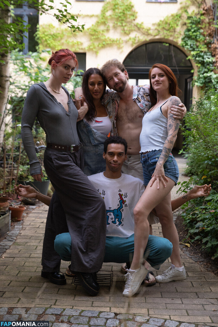 Ersties / abiadultpics / erstiesofficial ヌード OnlyFans  流出写真 #443