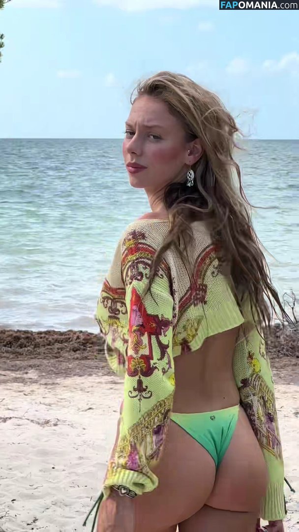 Ester Exposito / ester_exposito / esterexposito ヌード OnlyFans  流出写真 #7