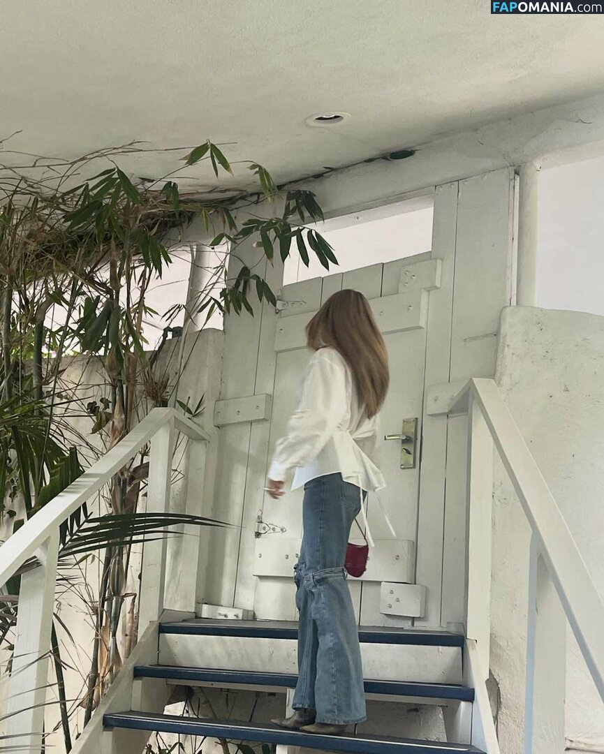 Ester Exposito / ester_exposito / esterexposito ヌード OnlyFans  流出写真 #227