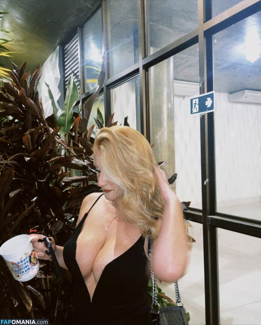 Ester Viana / esterviana_s / estervsouza ヌード OnlyFans  流出写真 #2