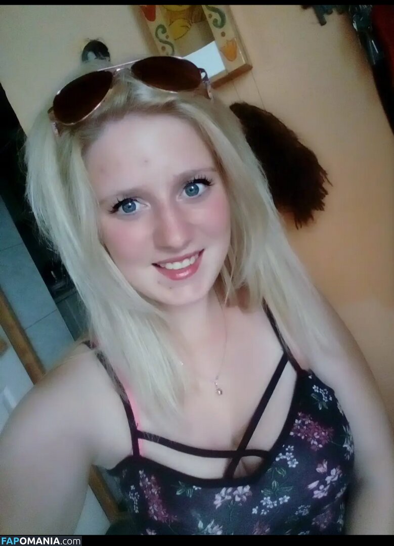 Fehérvári Lányok / Fejér Megyei / Székesfehérvári / sebestyenbianka1 ヌード OnlyFans  流出写真 #13