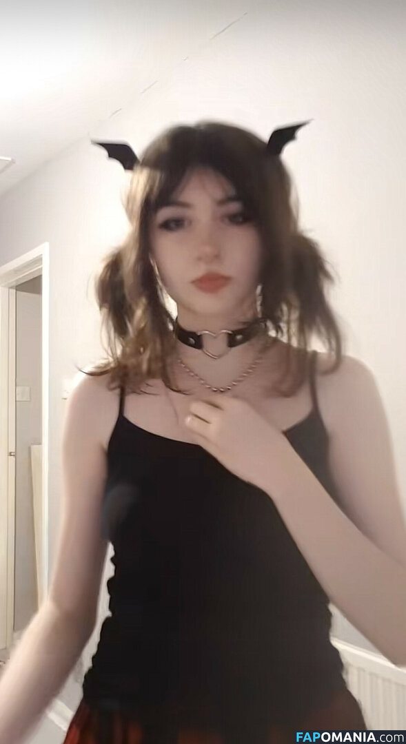 Fendirr / Fendrvvx / Yazoohoo ヌード OnlyFans  流出写真 #1