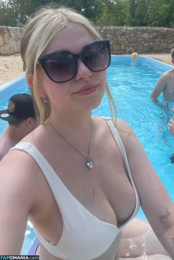 Fenelia / feneliactx / ffenna ヌード OnlyFans  流出写真 #1