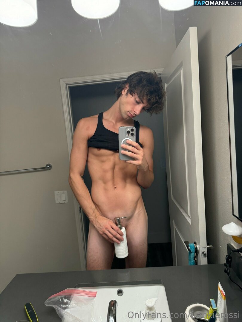 frankierossi / itsfrankierossi ヌード OnlyFans  流出写真 #12