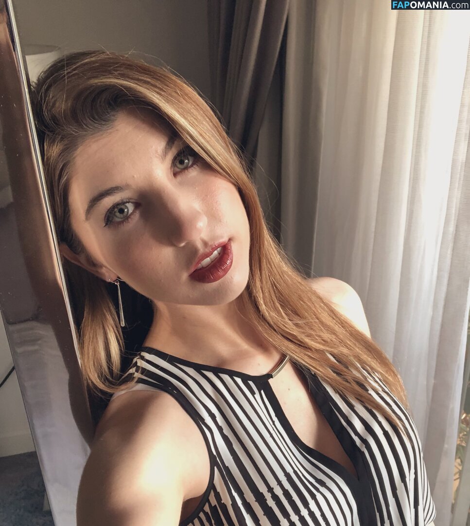 FrivolousFox ASMR / FrivviFox / frivvay ヌード OnlyFans  流出写真 #151