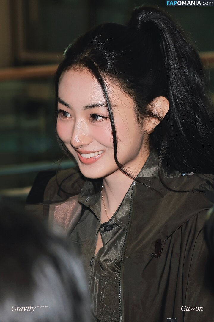 Gawon / Lee Ga-won / MEOVV_GAWON / gawon_moevv / https: / 이가원 MEOVV ヌード OnlyFans  流出写真 #14