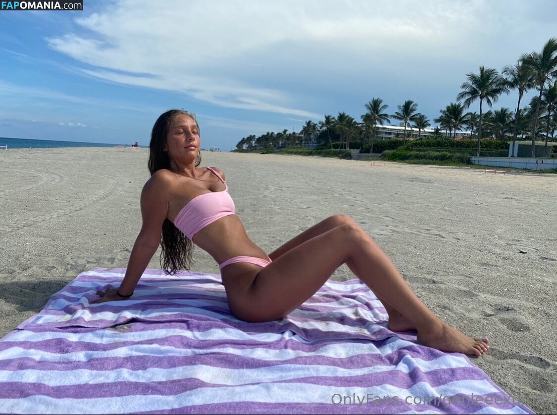 genieeexumm ヌード OnlyFans  流出写真 #1