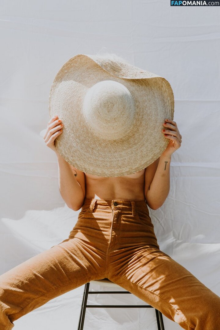 Broods singer / Georgia Nott / NottGeorgia / broodsmusic ヌード OnlyFans  流出写真 #3